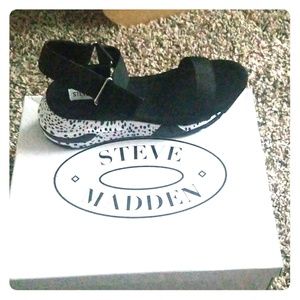 Steve Madden sandals
